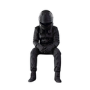 Miniatura Piloto F1 - Sentado - Pensativo - Estatueta Fórmula 1 - 10x5x6,5cm